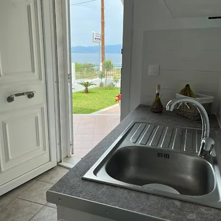 Starry Coast Apartments Nea Poteidaia Exterior photo